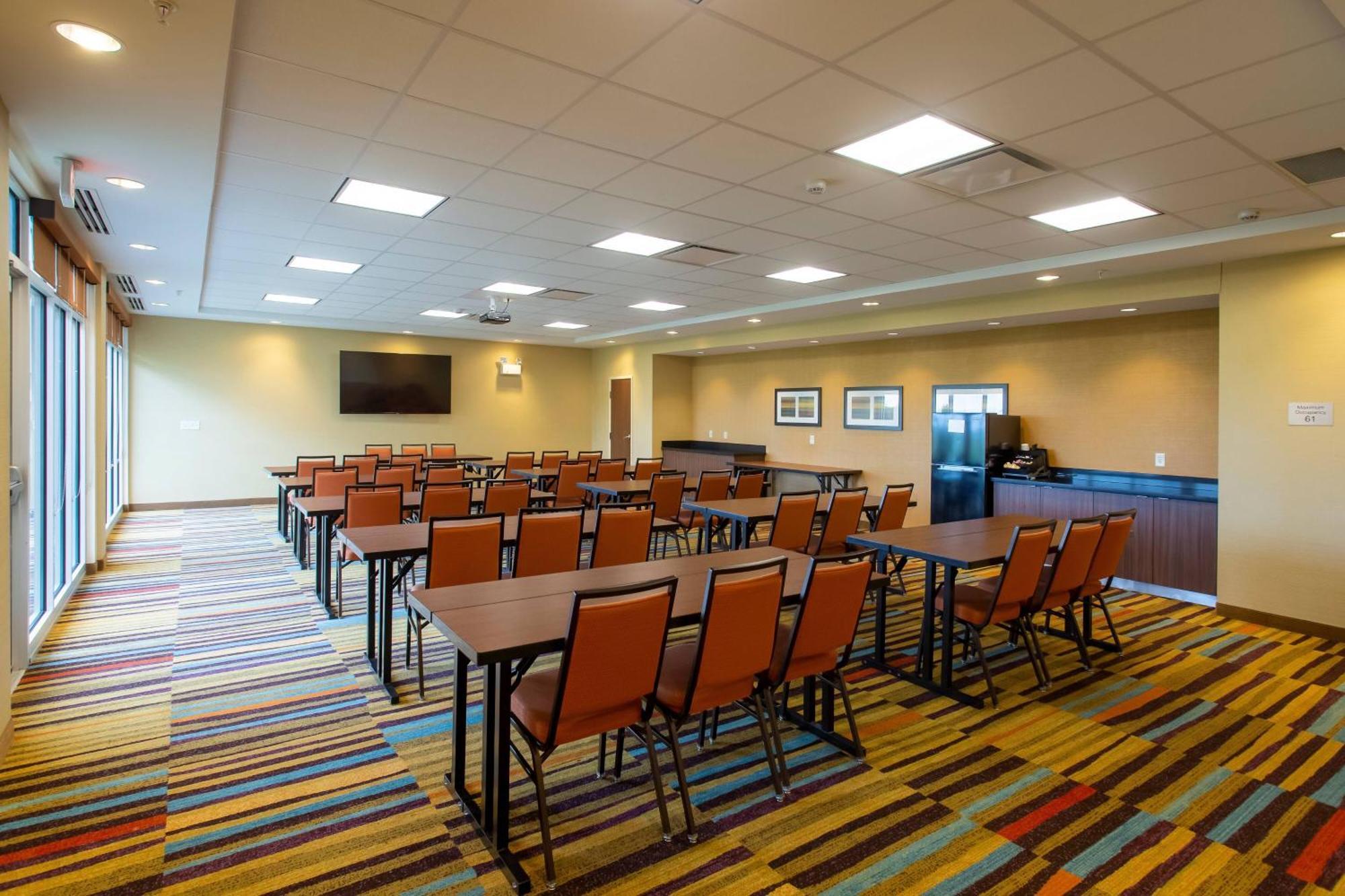 Fairfield Inn & Suites By Marriott Jamestown Exterior foto